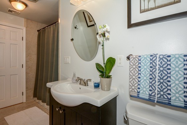 102 Robert Road Holliston, MA 01746 - Photo 14 of 30 Gallery Image 14