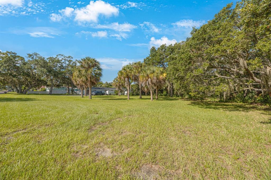 145th Lane Largo, FL 33774 - Photo 26 of 32 Gallery Image 26