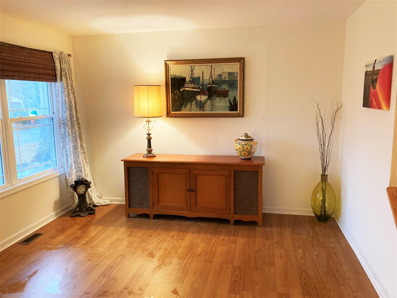 8 Walton Avenue Rio Grande, NJ 08242 - Photo 5 of 29 Gallery Image 5
