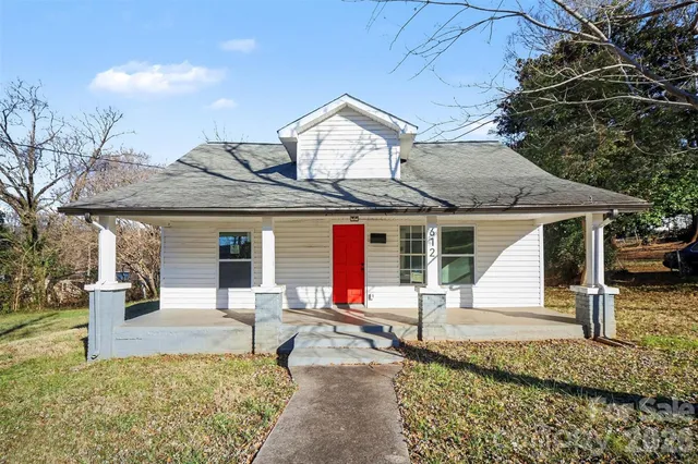 $180,000 | 612 East E Street, Newton, NC 28658