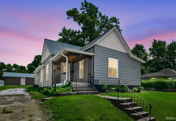 $189,000 | 1117 South Brady Street, Attica, IN 47918