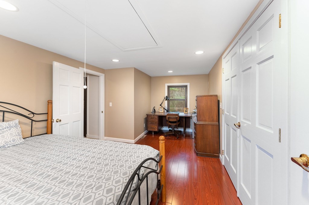 583 Fletcher Street Northbridge, MA 01588 - Photo 29 of 42