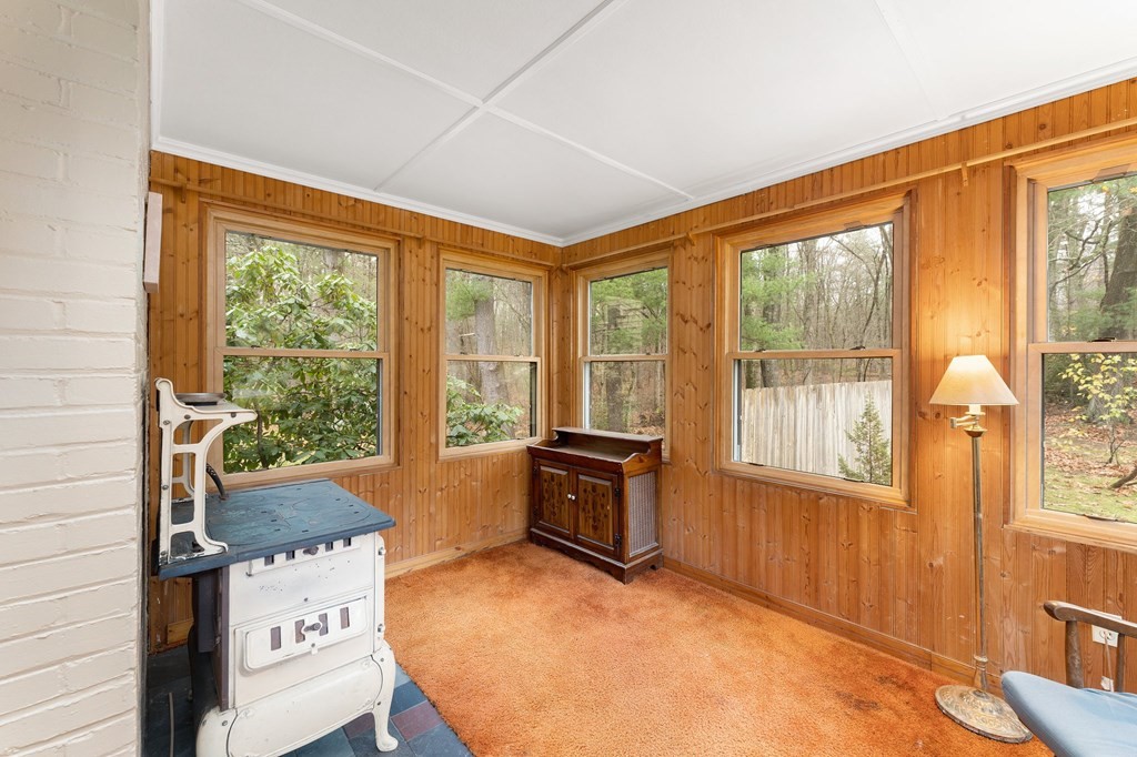 583 Fletcher Street Northbridge, MA 01588 - Photo 8 of 42