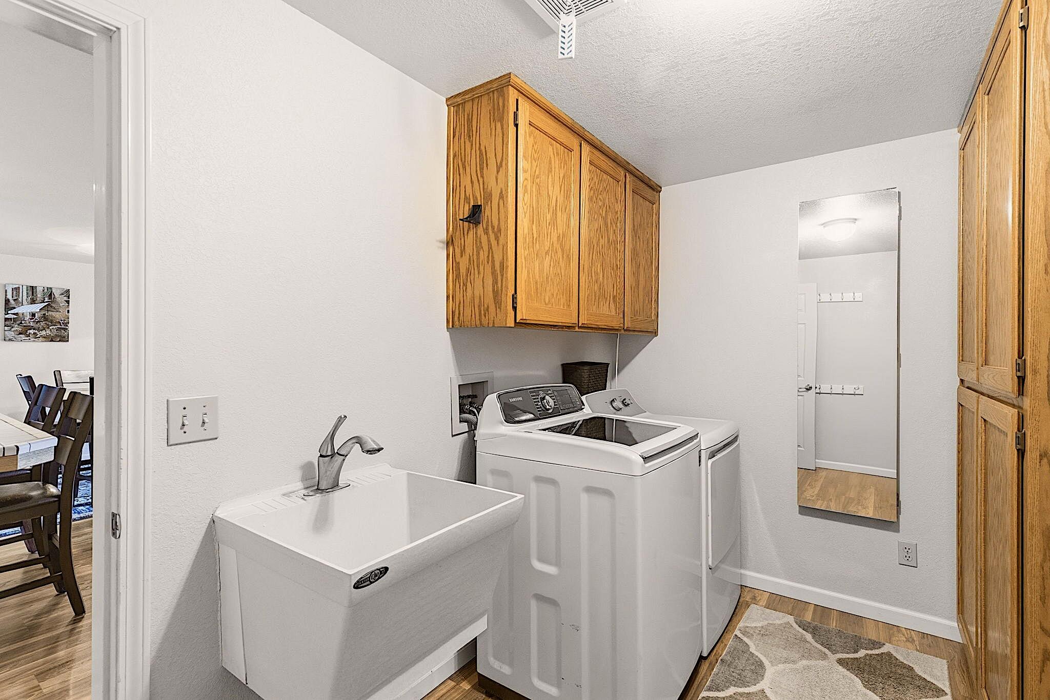 587 Summit Loop Grants Pass, OR 97527 - Photo 27 of 59 49-web-or-mls-587-summit-loop