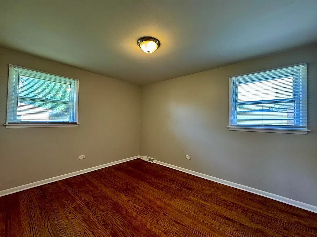 14401 Kolin Avenue Midlothian, IL 60445 - Photo 10 of 30