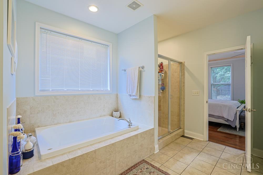 6809 Stewart Road Cincinnati, OH 45236 - Photo 17 of 39 Gallery Image 17