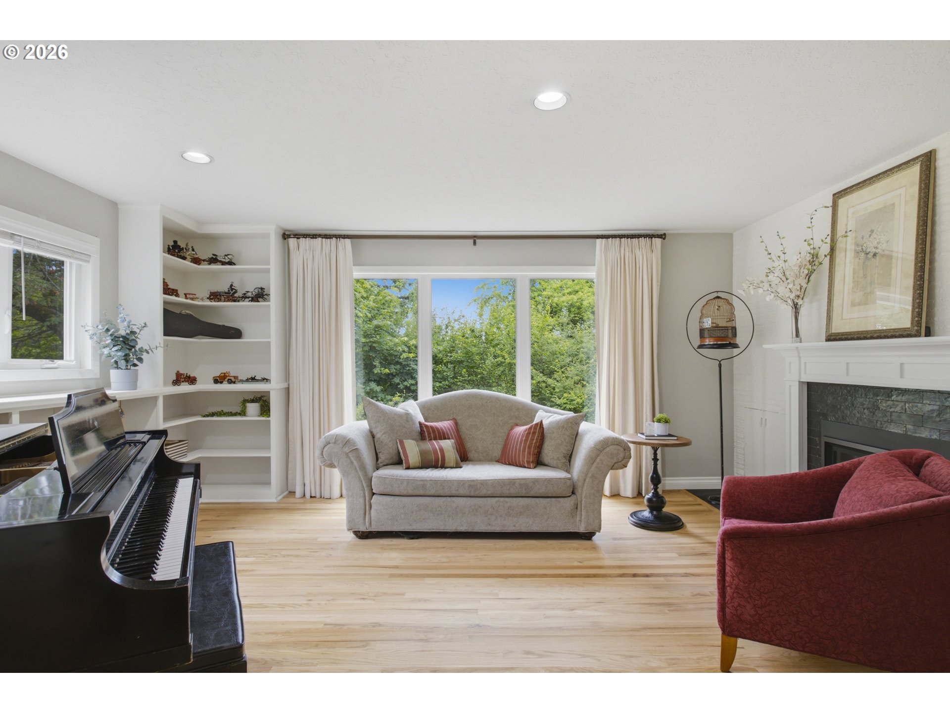 12208 Southwest 34th Avenue Portland, OR 97219 - Photo 5 of 47