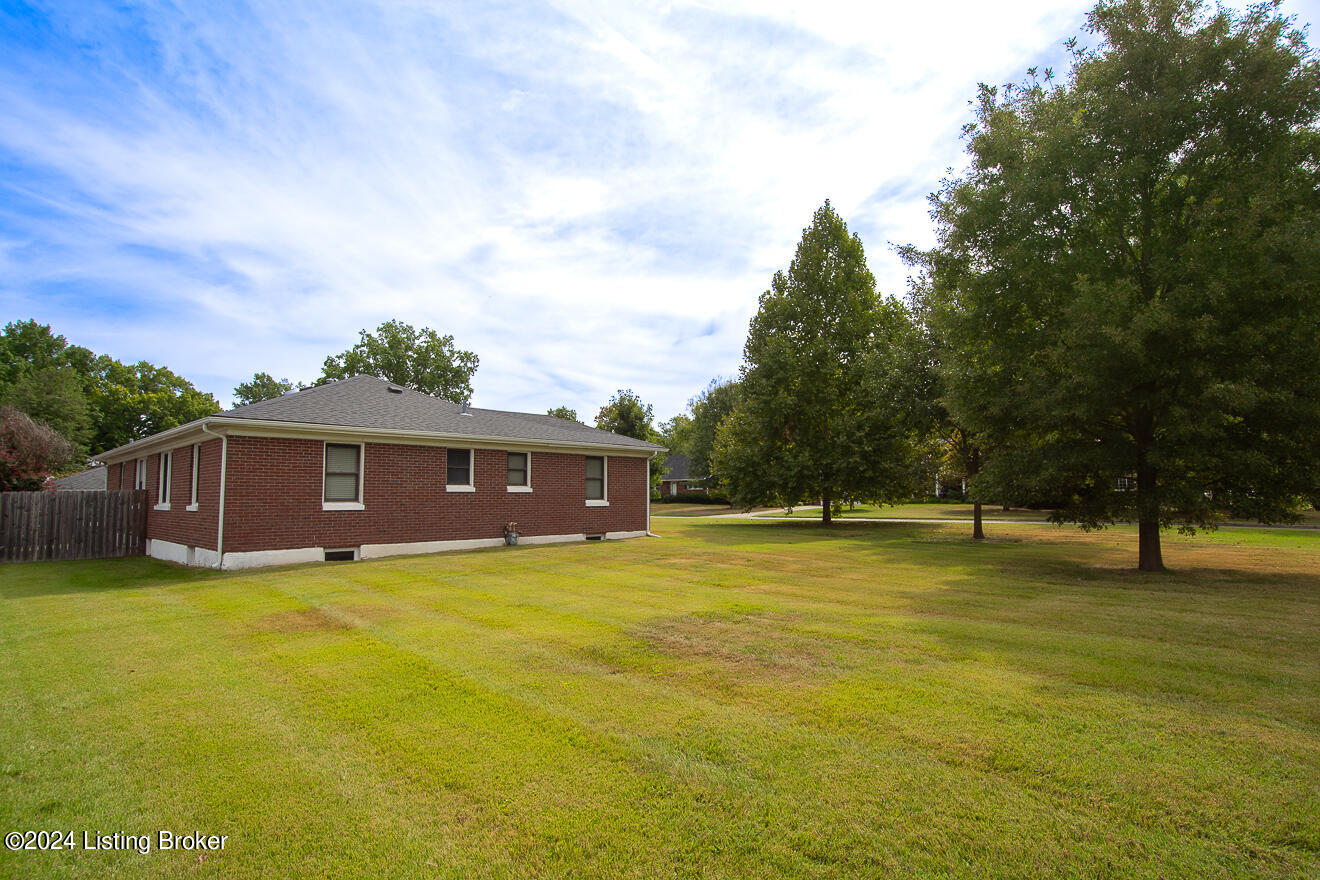 4301 Lincoln Road Louisville, KY 40220 - Photo 40 of 42 Corner Lot