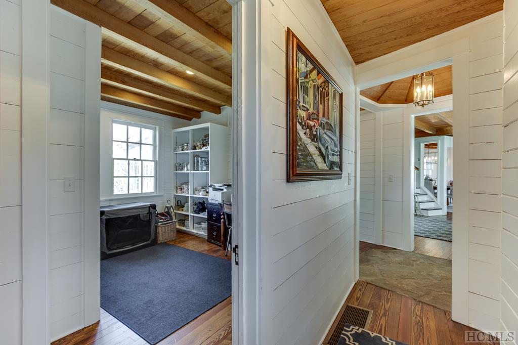 525 Satulah Road Highlands, NC 28741 - Photo 37 of 57 Gallery Image 37