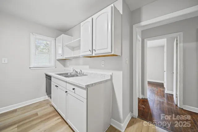 $1,100 | 2621 Druid Hls Way, Unit 4, Charlotte, NC 28206