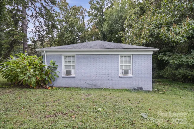 $1,100 | 2621 Druid Hls Way, Unit 4, Charlotte, NC 28206