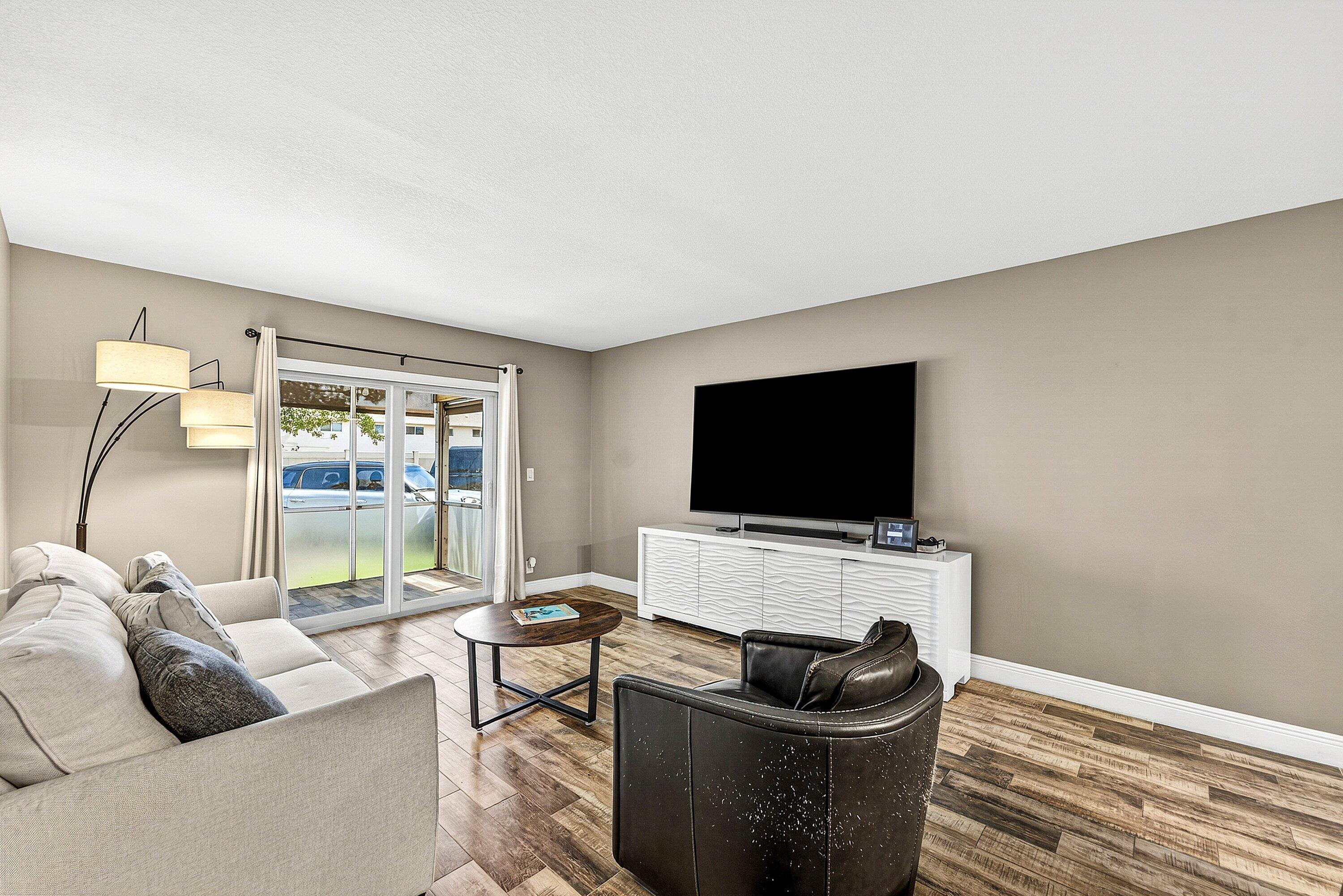 101 East McNab Road, Unit 304 Pompano Beach, FL 33060 - Photo 10 of 30 010-101EastMcNabRoad-304-PompanoBeach-FL