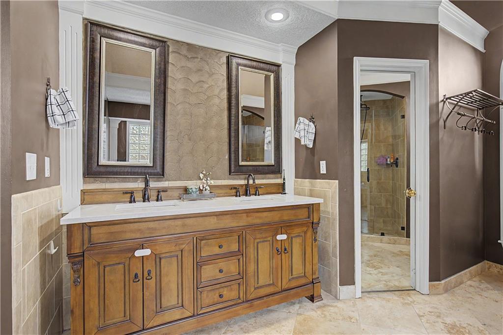 7228 Widmer Road Shawnee, KS 66216 - Photo 20 of 46