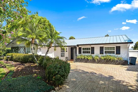 $799,000 | 801 Fairhaven Drive, North Palm Beach, FL 33408