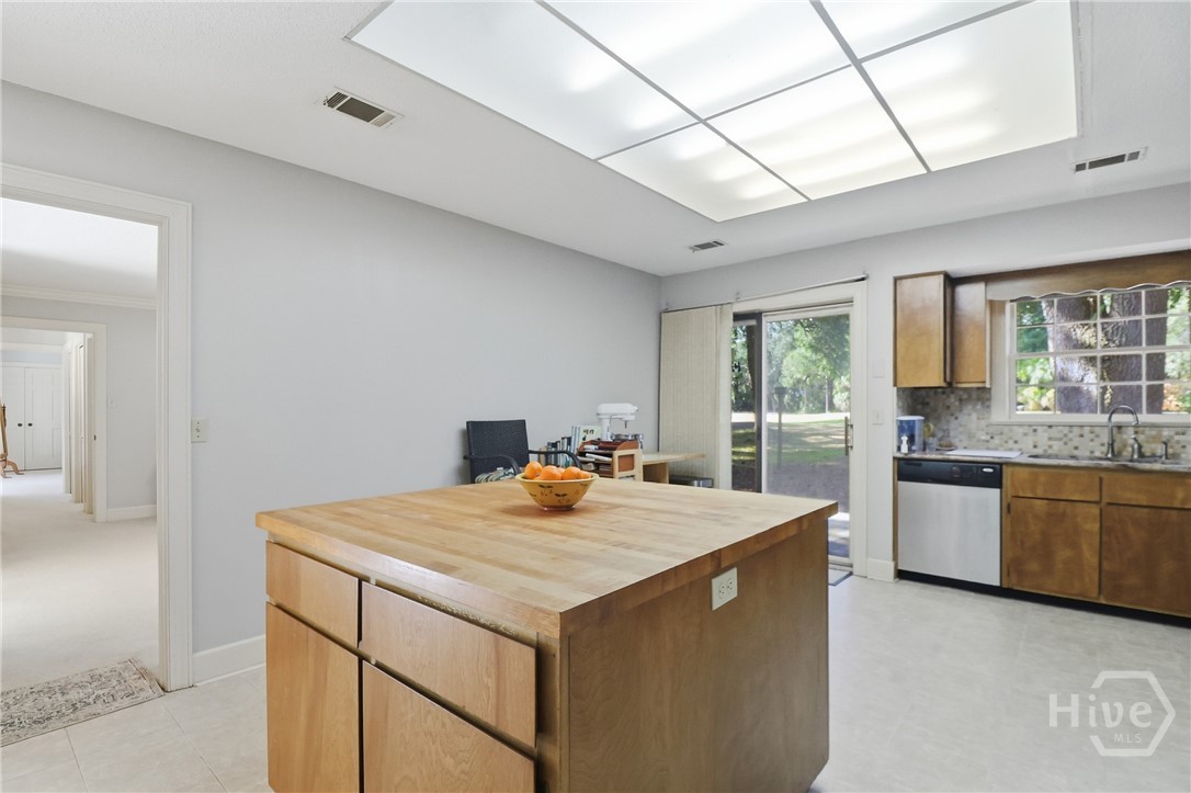 29 Monastery Road Savannah, GA 31411 - Photo 10 of 46 Gallery Image 10