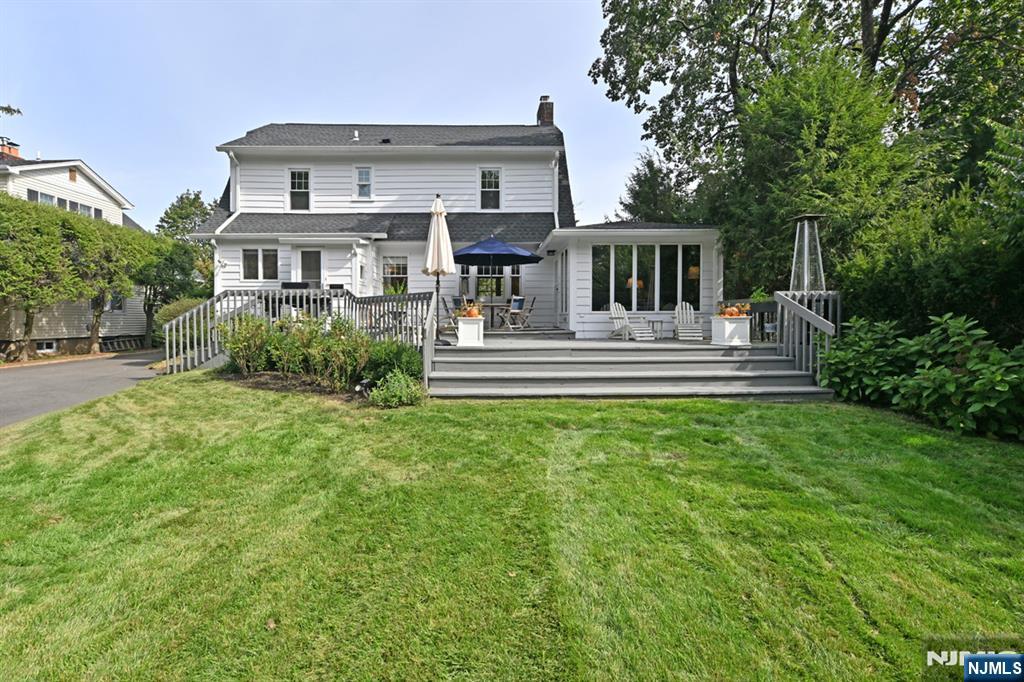 18 Tonawanda Road Glen Rock, NJ 07452 - Photo 28 of 37 a front view of a house with a yard