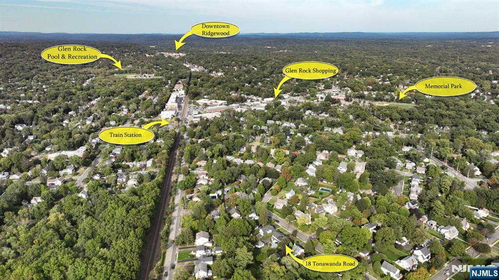 18 Tonawanda Road Glen Rock, NJ 07452 - Photo 35 of 37 a view of a blue swimming pool