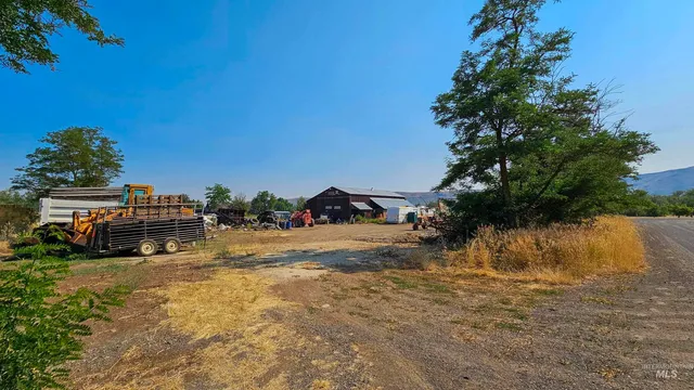 $340,000 | 2770 Salubria Road, Cambridge, ID 83610
