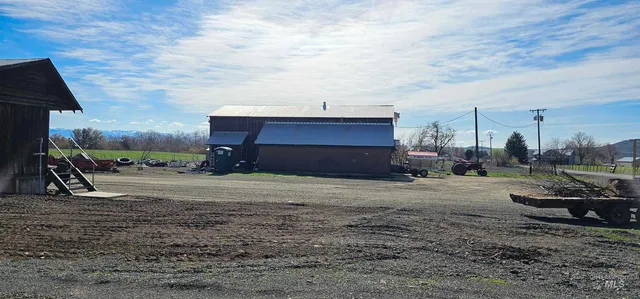 $340,000 | 2770 Salubria Road, Cambridge, ID 83610