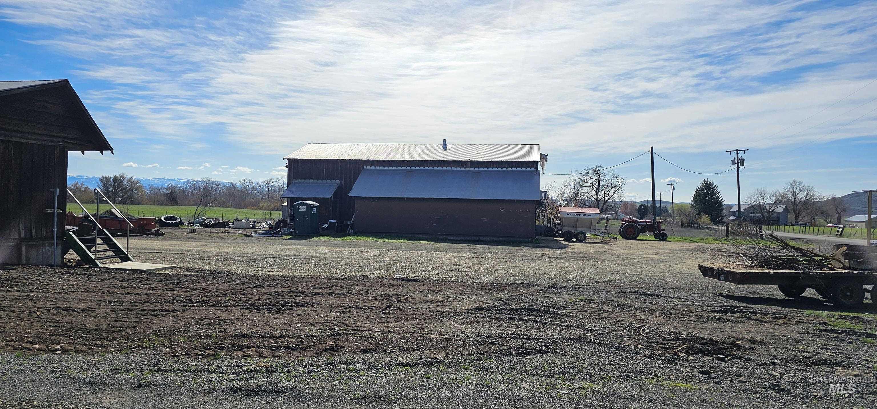 2770 Salubria Road Cambridge, ID 83610 - Photo 2 of 11