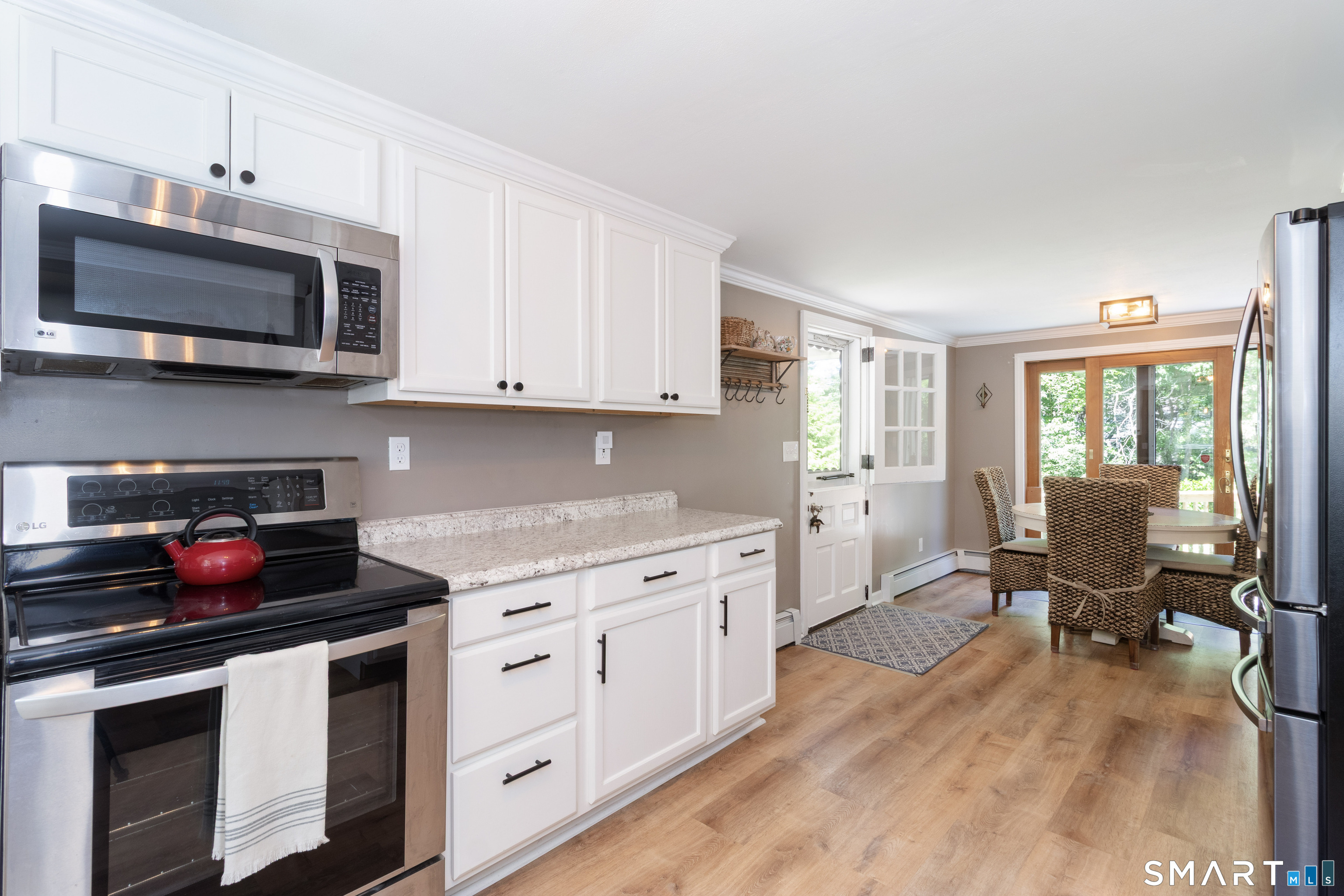254 Park Road Haddam, CT 06438 - Photo 4 of 37