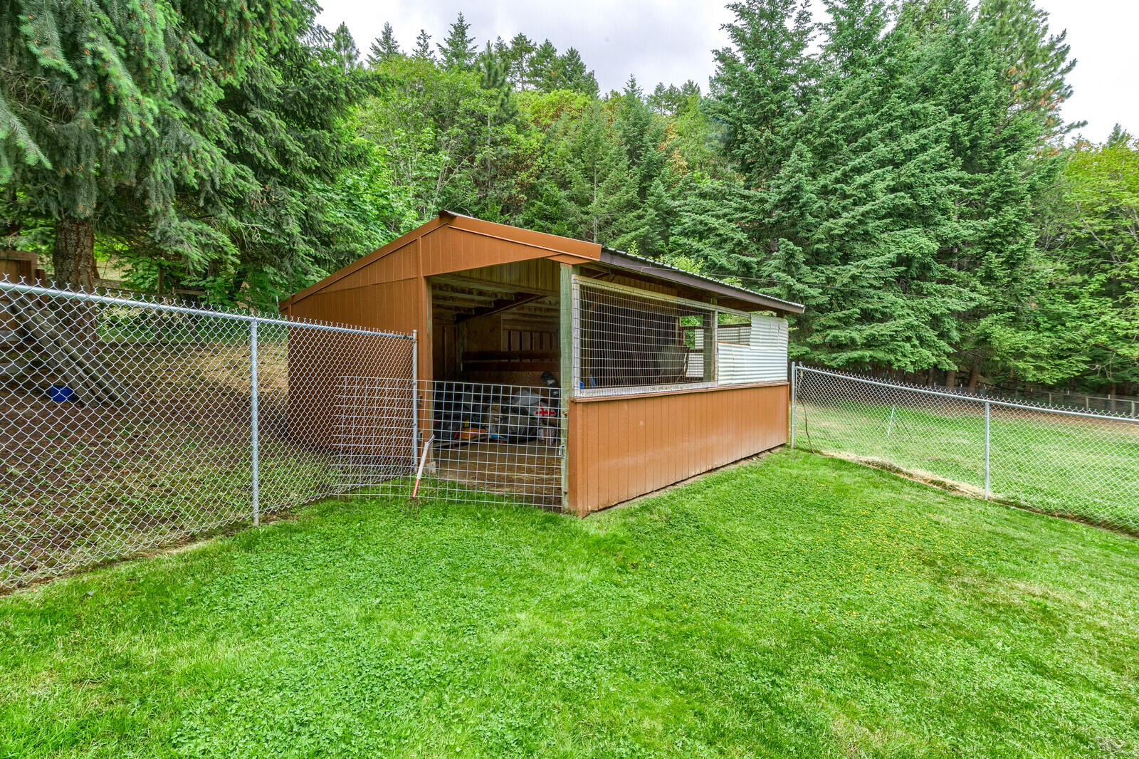 9250 Wagner Creek Road Talent, OR 97540 - Photo 47 of 52 Outbuilding