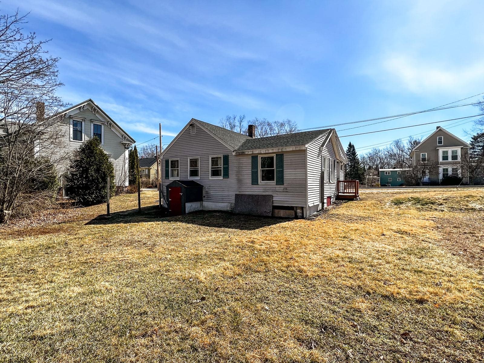 22 Cocheco Avenue Rochester, NH 03868 - Photo 3 of 34 Gallery Image 3