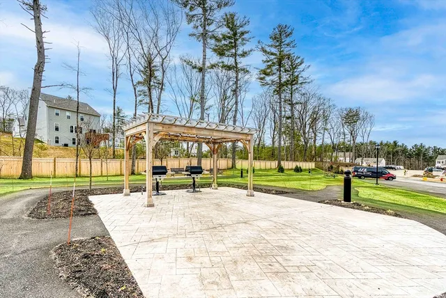 $434,900 | 2 Winslow Lane, Unit 2302, Grafton, MA 01536