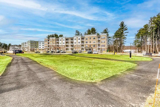 $434,900 | 2 Winslow Lane, Unit 2302, Grafton, MA 01536