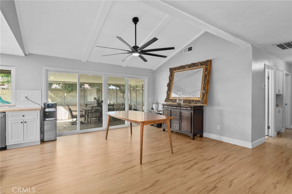 2258 North Arrowhead Avenue Rialto, CA 92377 - Photo 8 of 26