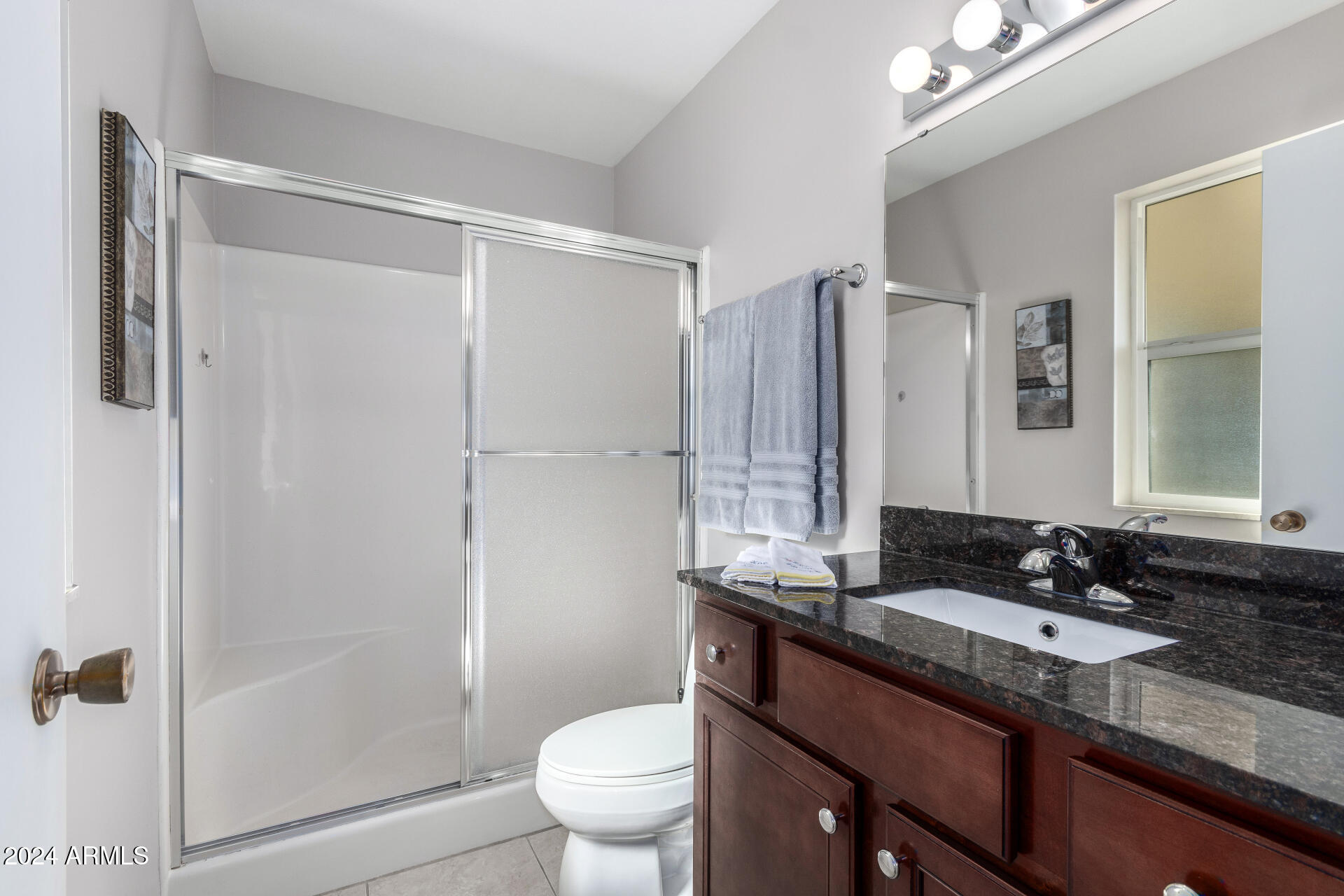 10819 West Hatcher Road Sun City, AZ 85351 - Photo 23 of 51 23 Master Bathroom
