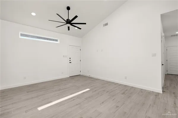 $1,150 | 2609 Mockingbird Road, Unit D, Weslaco, TX 78596