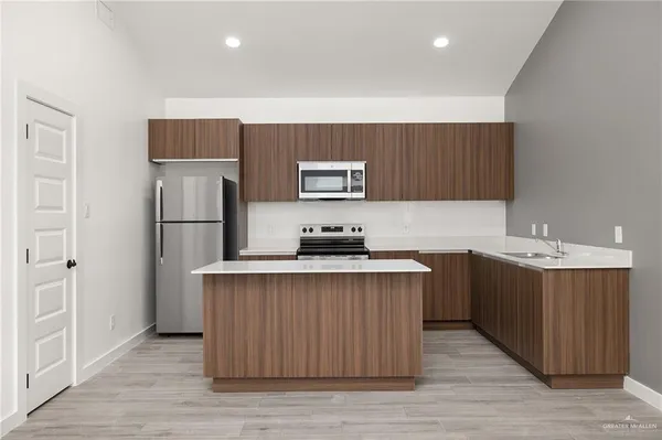 $1,150 | 2609 Mockingbird Road, Unit D, Weslaco, TX 78596