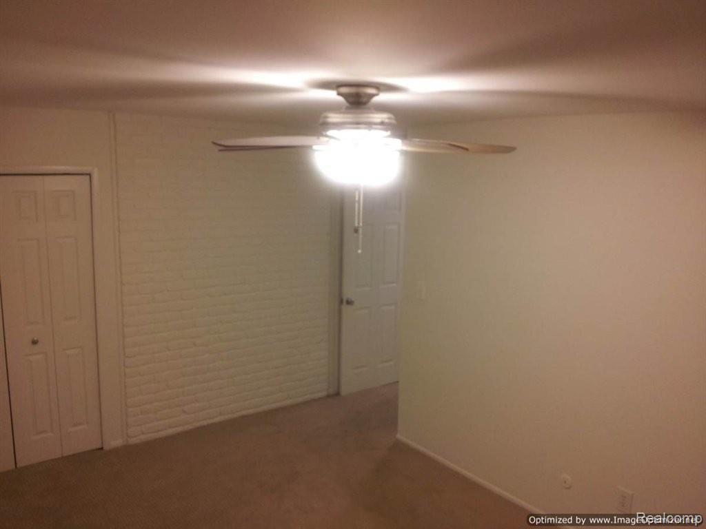 739 West Maple Road Clawson, MI 48017 - Photo 8 of 9 20121017_203149.jpg