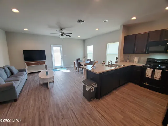 $2,100 | 5764 Callaway Circle, Unit 15, Panama City, FL 32404