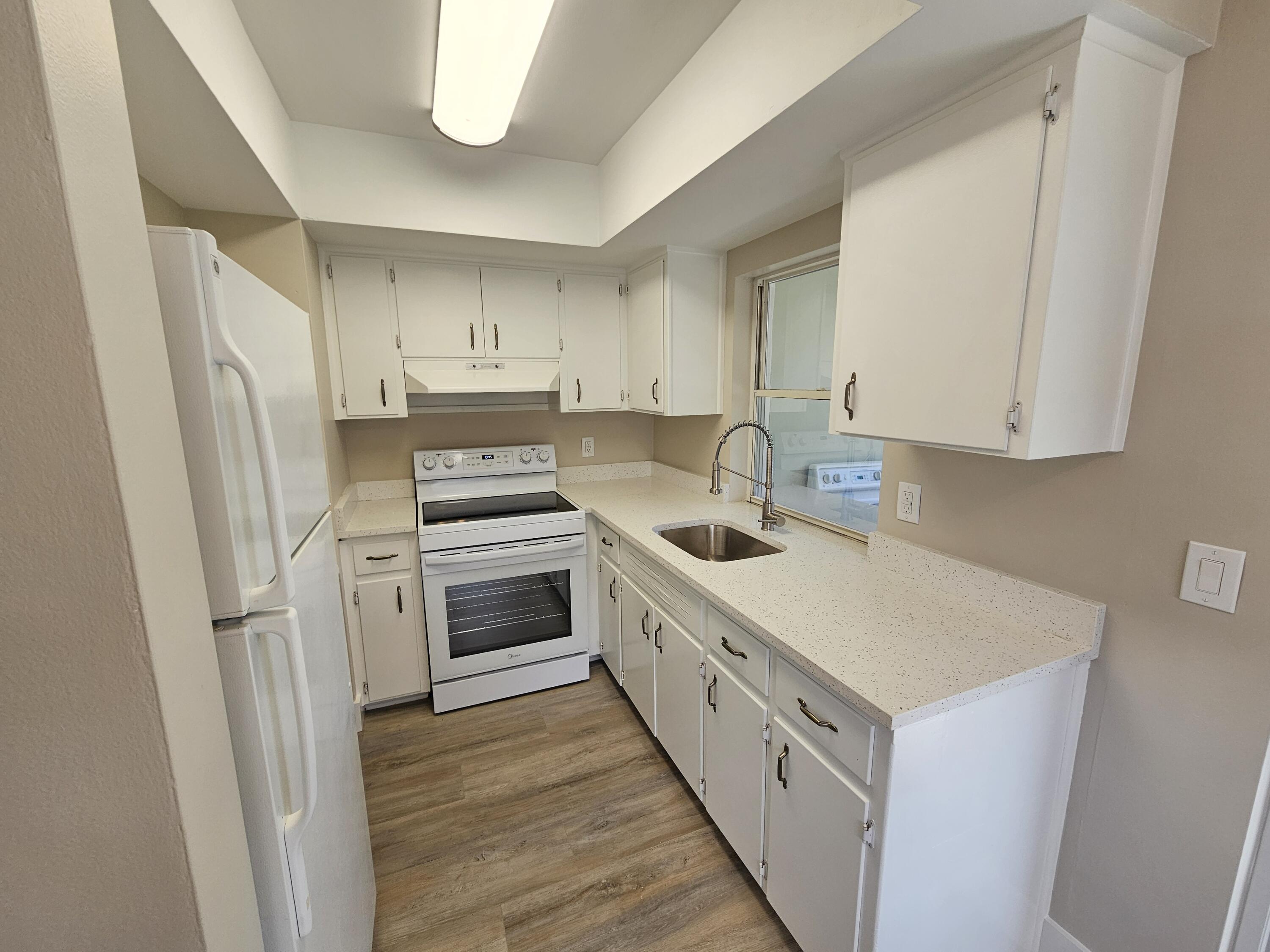 2110 Northeast 41st Street, Unit D Lighthouse Point, FL 33064 - Photo 11 of 19 20250728_163432