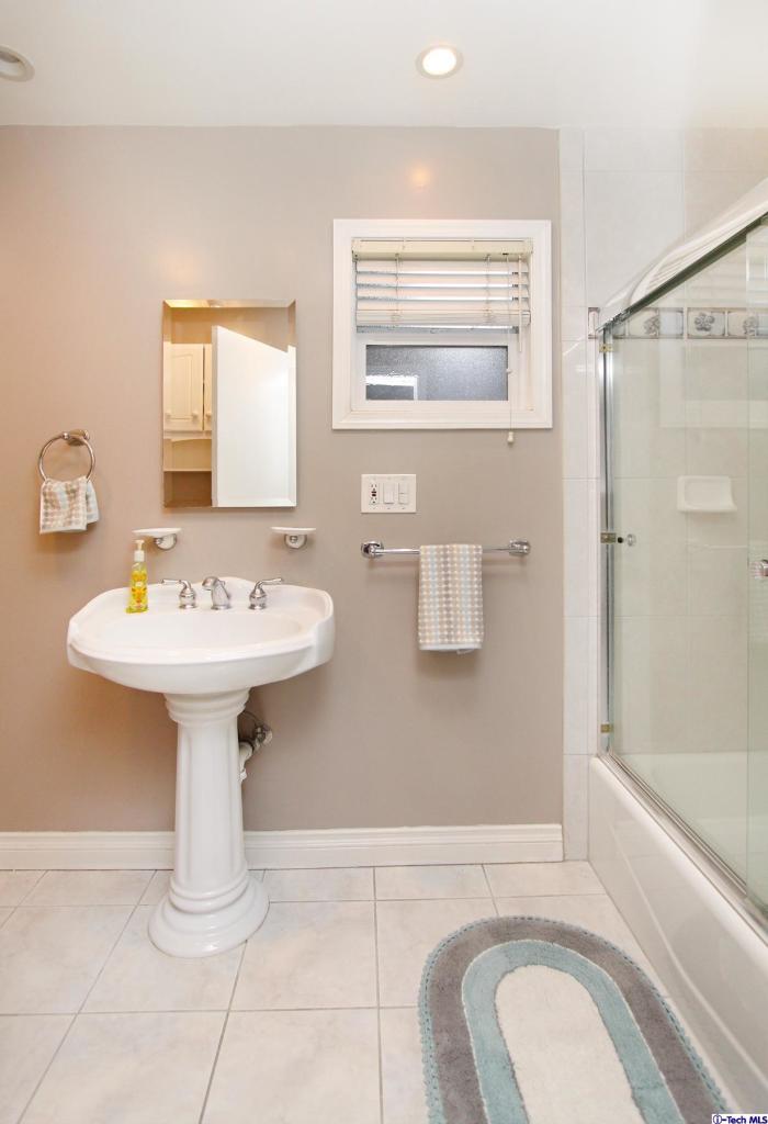 2951 Hopeton Road La Crescenta, CA 91214 - Photo 13 of 19 Additional Photo