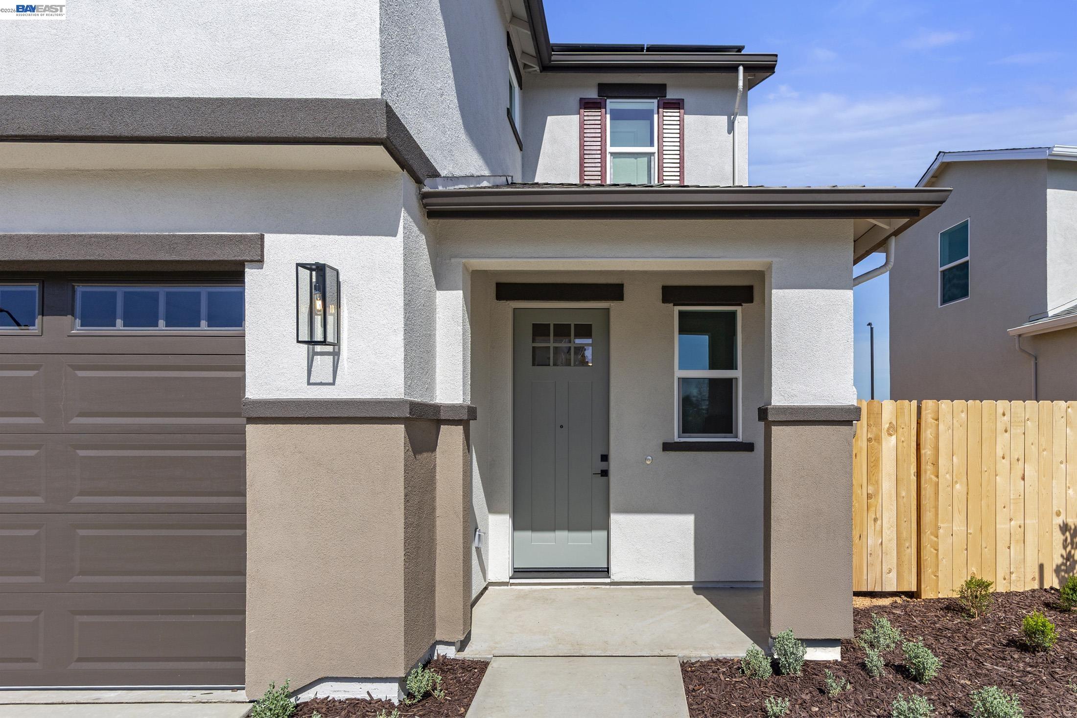 863 Pecan Tree Lane Galt, CA 95632 - Photo 2 of 21