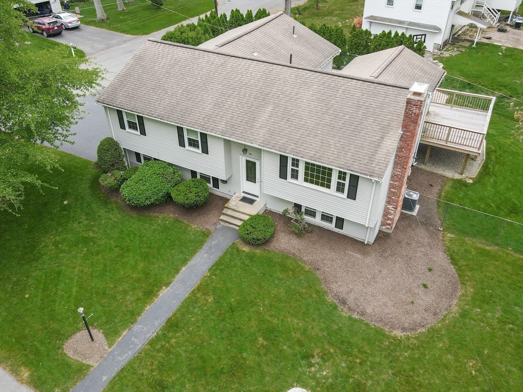 44 Harding Street Milford, MA 01757 - Photo 4 of 39 Gallery Image 4