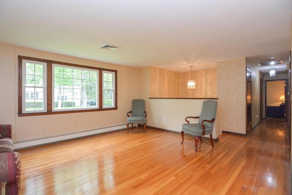 44 Harding Street Milford, MA 01757 - Photo 10 of 39 Gallery Image 10