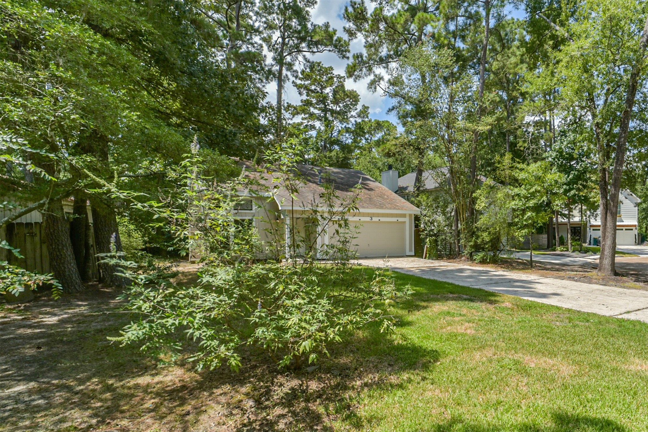 3 Hedgebell Court Spring, TX 77380 - Photo 5 of 39 Gallery Image 5