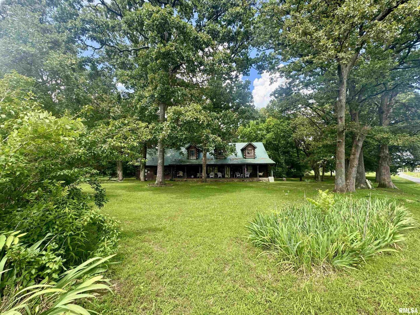 9596 Fox Hunters Road Benton, IL 62812 - Photo 5 of 42 Gallery Image 5