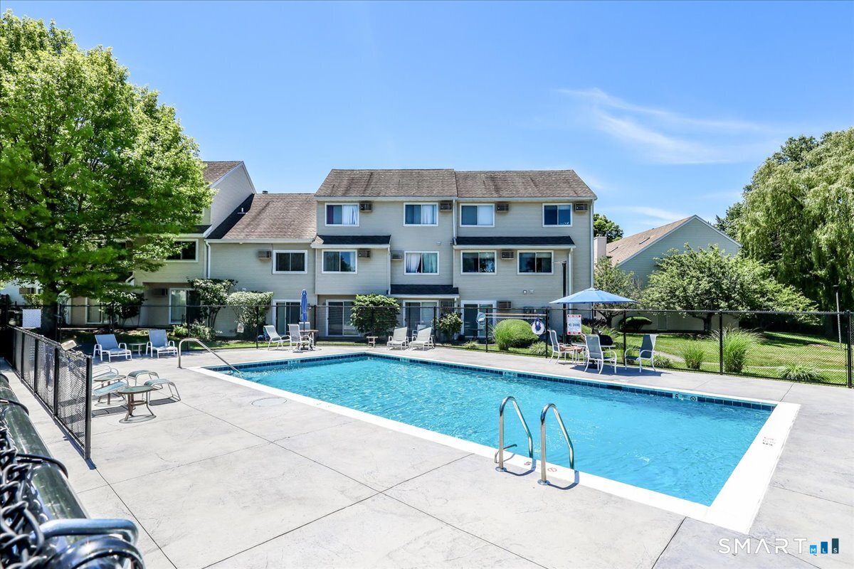 136 Pembroke Road, Unit 652 Danbury, CT 06811 - Photo 23 of 24