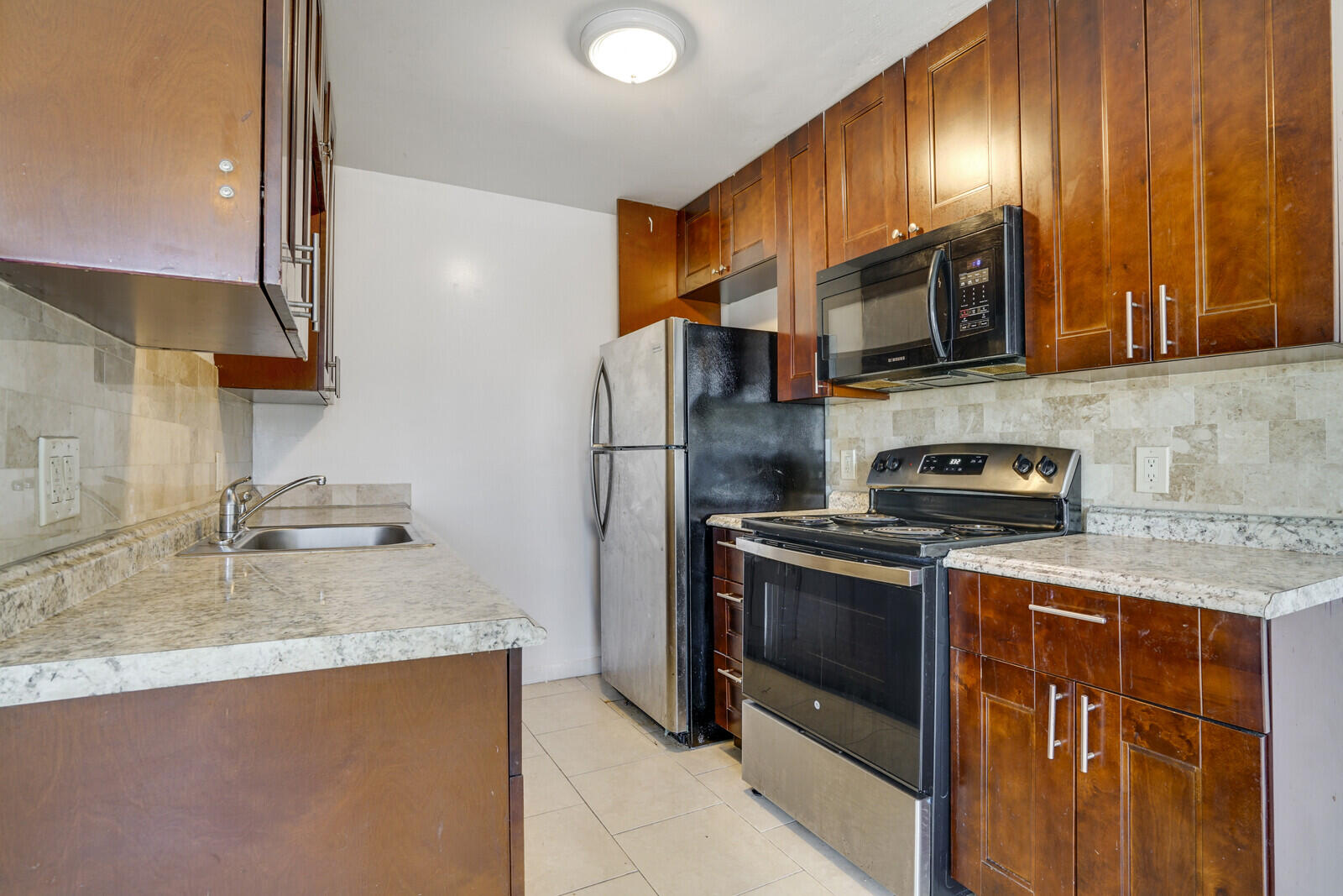 1127 West 28th Street, Unit A Riviera Beach, FL 33404 - Photo 8 of 17 08_Image_8_mls