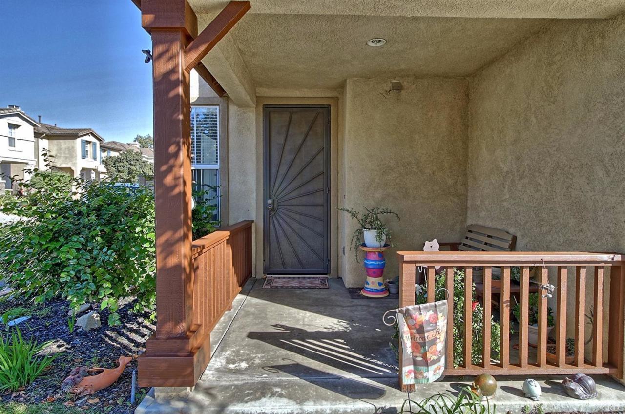 712 Pontoon Way Oxnard, CA 93035 - Photo 3 of 40 Additional Photo