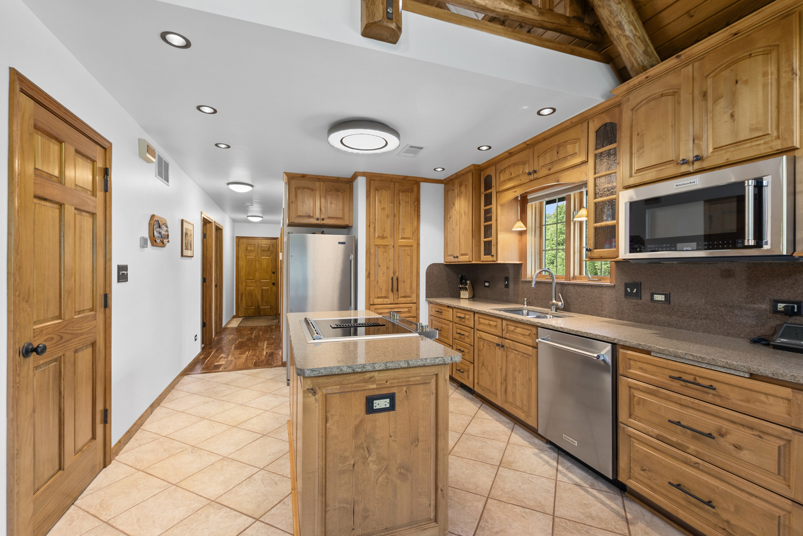 24610 West Smiley Road Braidwood, IL 60408 - Photo 10 of 33 Gallery Image 10