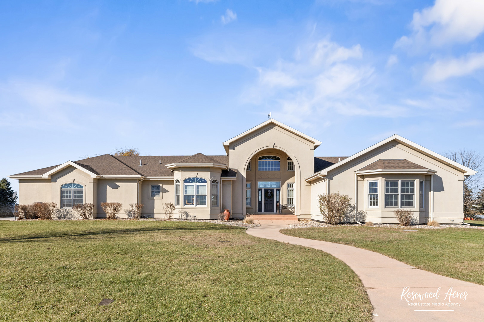 7249 South 7500th Road East St. Anne, IL 60964 - Photo 2 of 35 Gallery Image 2