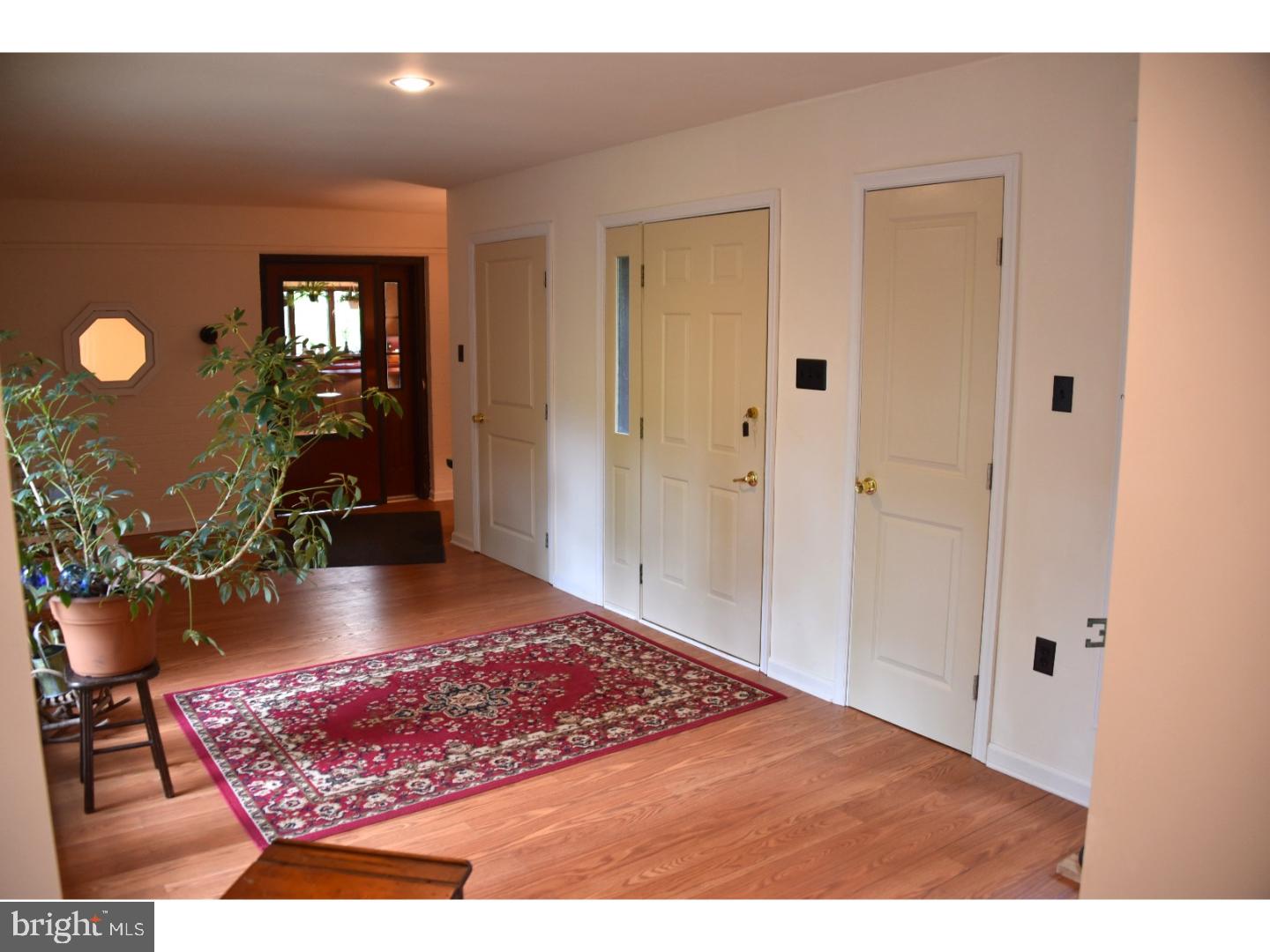 231 Texter Mountain Road Robesonia, PA 19551 - Photo 3 of 25 Foyer