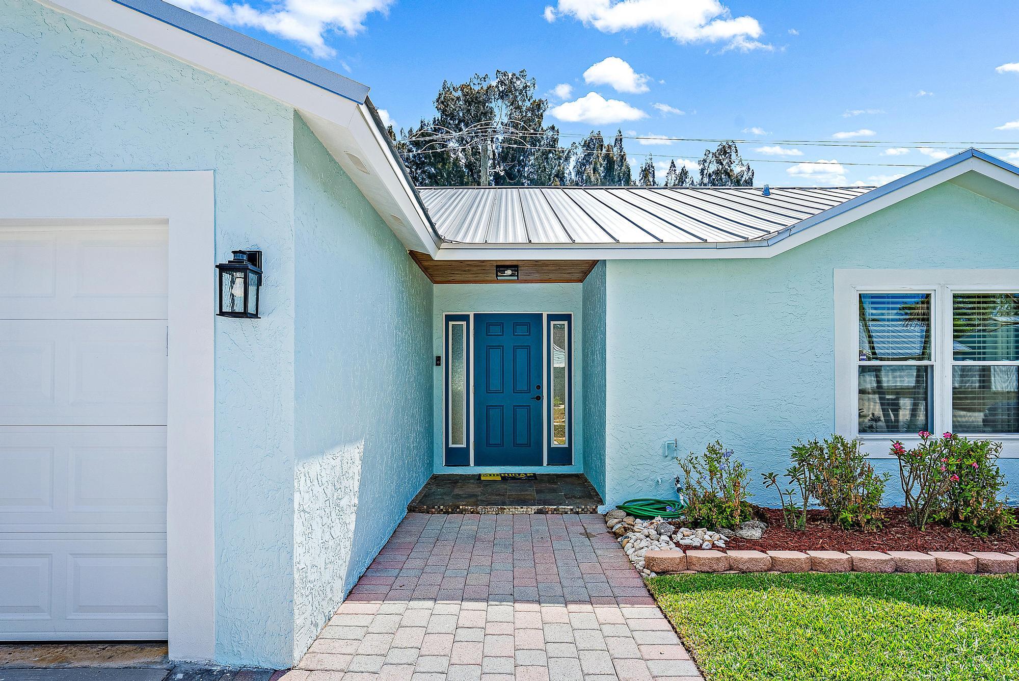 162 Greentree Circle Jupiter, FL 33458 - Photo 17 of 17 162 Greentree Cir-16