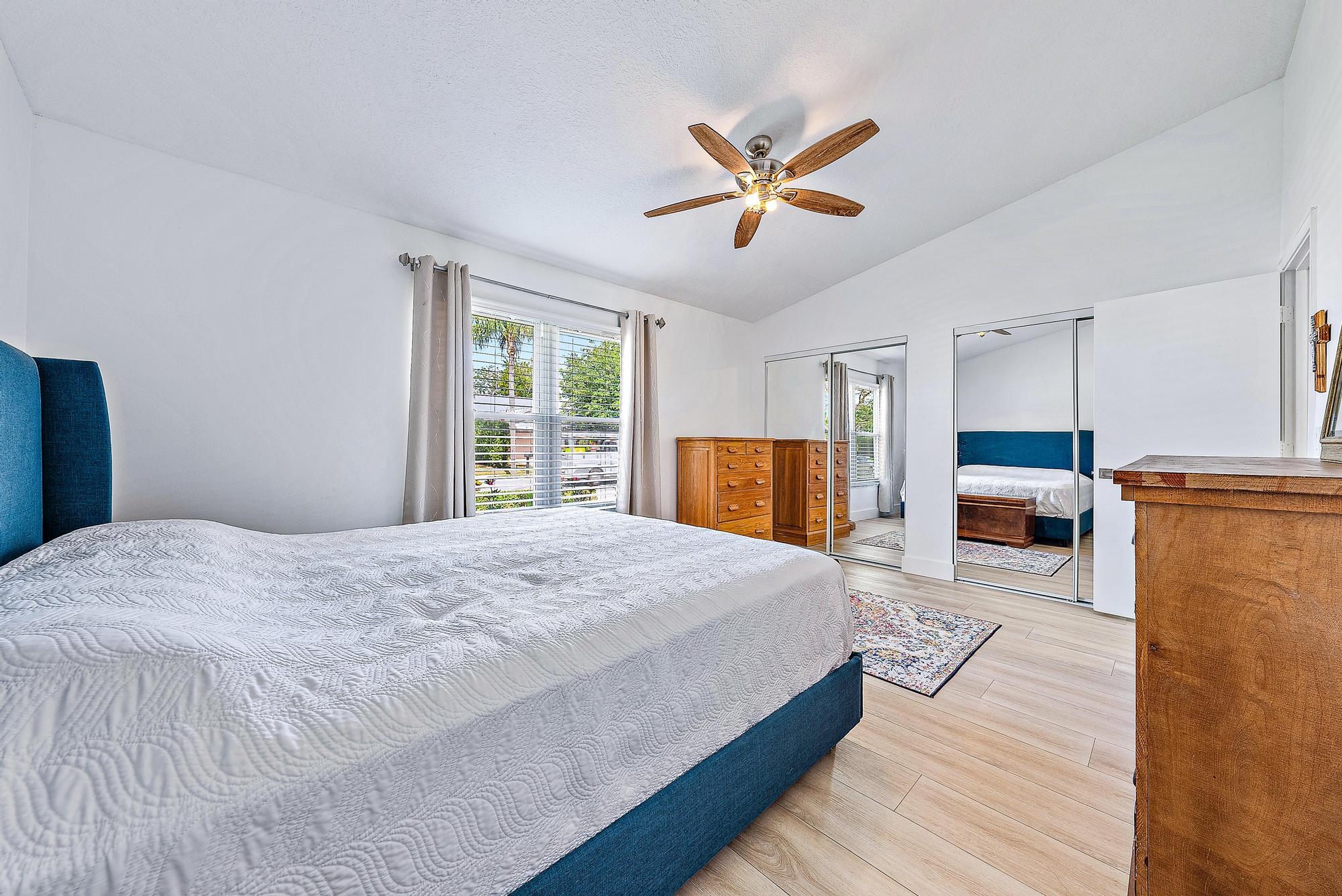 162 Greentree Circle Jupiter, FL 33458 - Photo 10 of 17 162 Greentree Cir-8